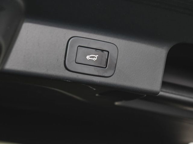 2023 Jaguar F-PACE P250 S - 23021056 - 43