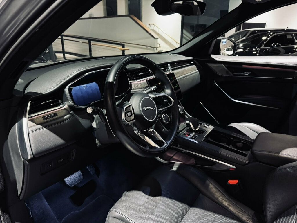 2023 Jaguar F-PACE P250S/Htd&VtdSeats/MeridianSoundSystem/19"Wheels/PanoRoof - 23100835 - 10