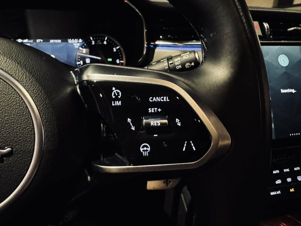 2023 Jaguar F-PACE P250S/Htd&VtdSeats/MeridianSoundSystem/19"Wheels/PanoRoof - 23100835 - 14