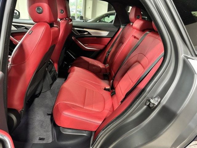 2023 Jaguar F-PACE R-Dynamic S - 22891178 - 22