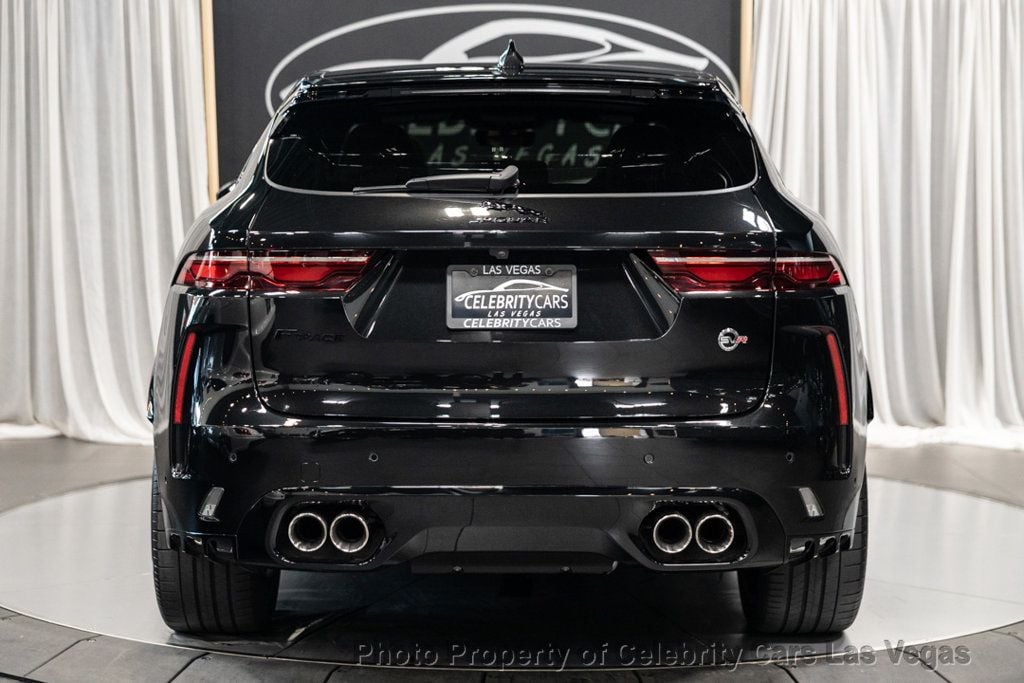 2023 Jaguar F-PACE SVR photo 3