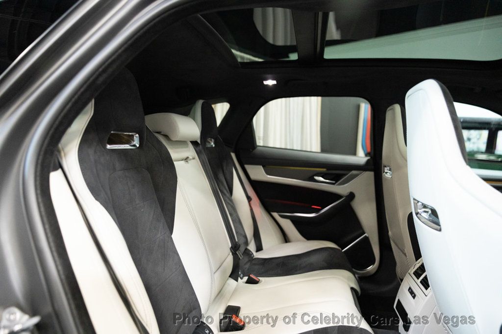 2023 Jaguar F-PACE SVR photo 31