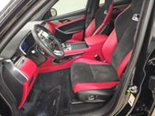 2023 Jaguar F-PACE SVR/AWD/PanoRoof/Htd&CldSeats/AdapCruise/BlackPack/22"Wheels/NAV - 23001579 - 3