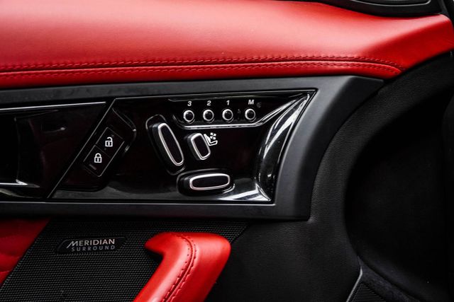 2023 Jaguar F-TYPE P450 - 23015153 - 36