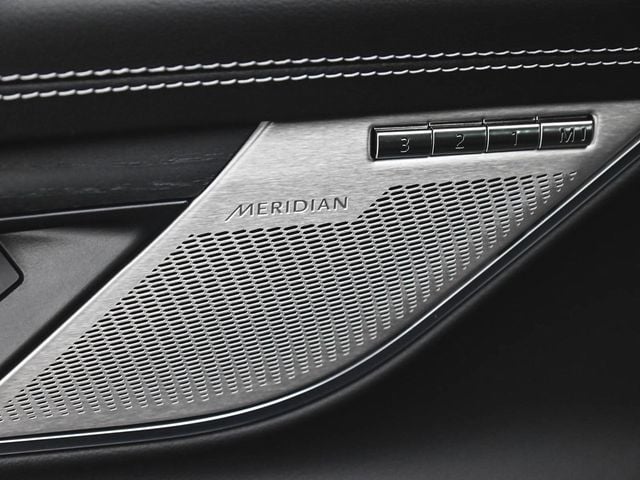 2023 Jaguar XF R-Dynamic SE - 22963480 - 9