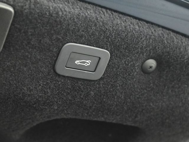 2023 Jaguar XF R-Dynamic SE - 22963480 - 36