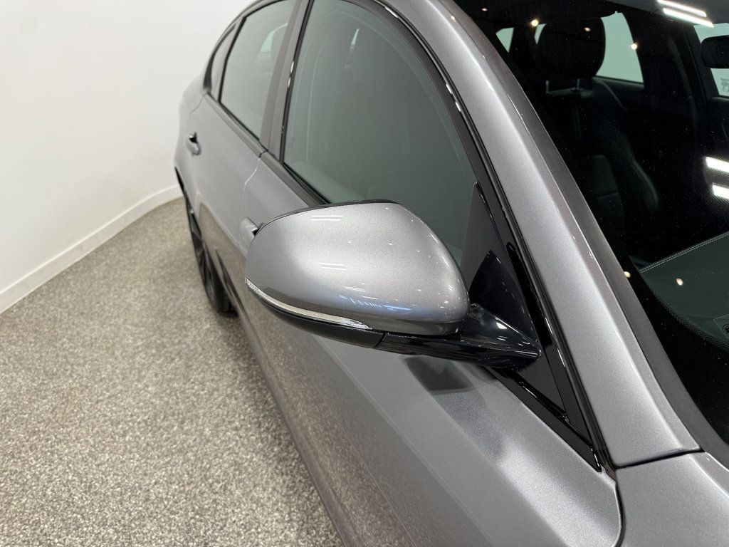2023 Jaguar XF R-Dynamic SE Sedan AWD - 23065571 - 10