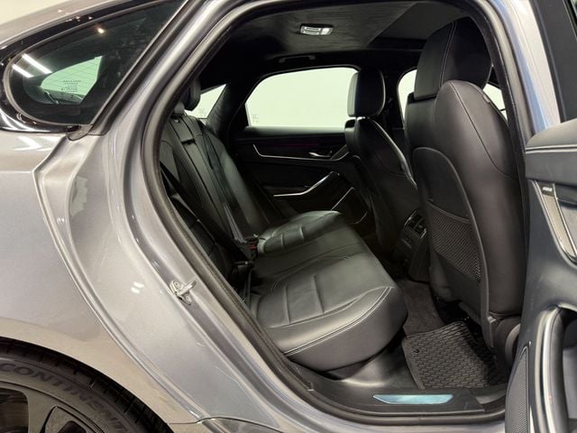 2023 Jaguar XF R-Dynamic SE Sedan AWD - 23065571 - 37