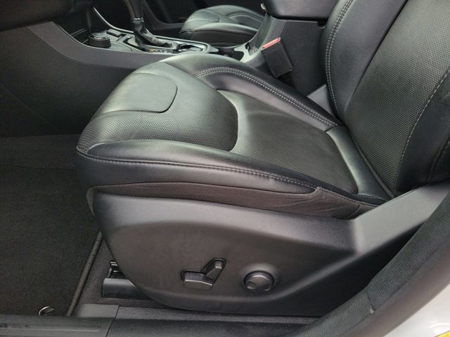 2023 Jeep Cherokee Altitude Lux 4x4 - 22908757 - 4