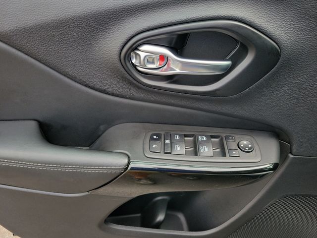 2023 Jeep Cherokee Altitude Lux 4x4 - 22908757 - 6