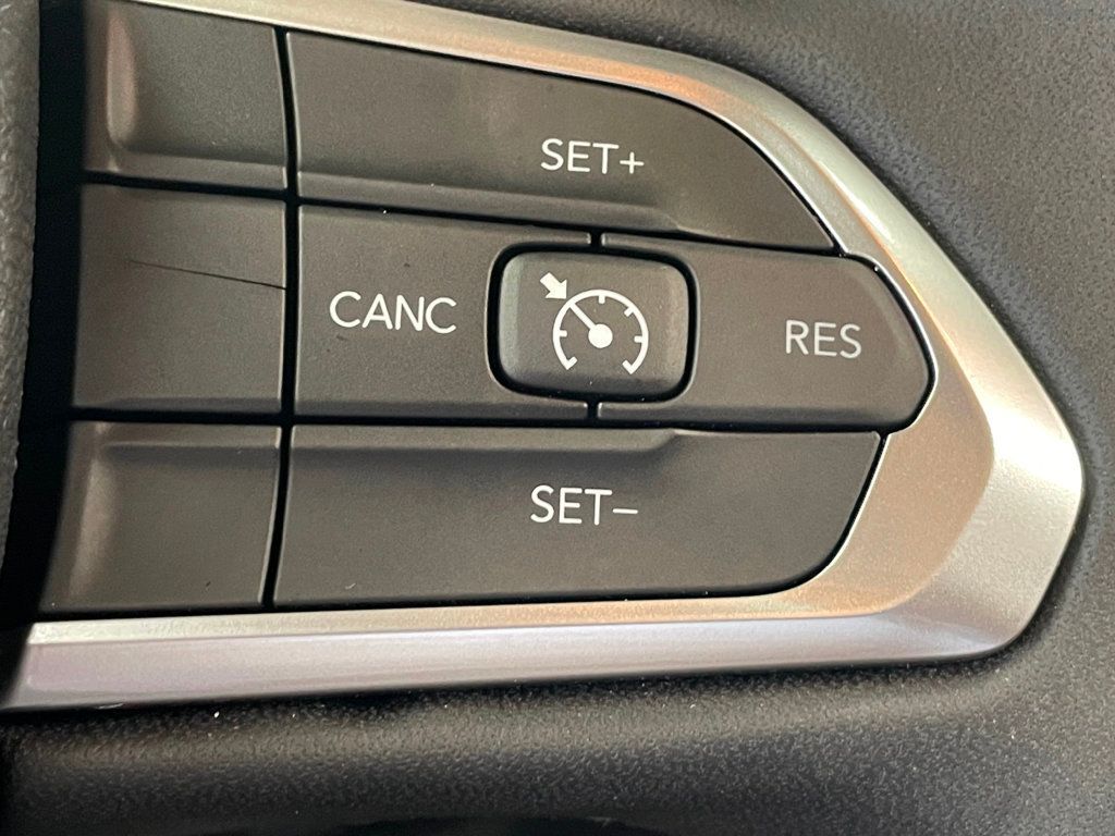 2023 Jeep Compass Altitude 4x4 - 23061082 - 16