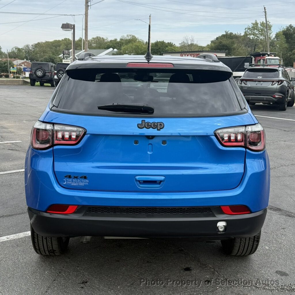 Jeep Compass photo 14