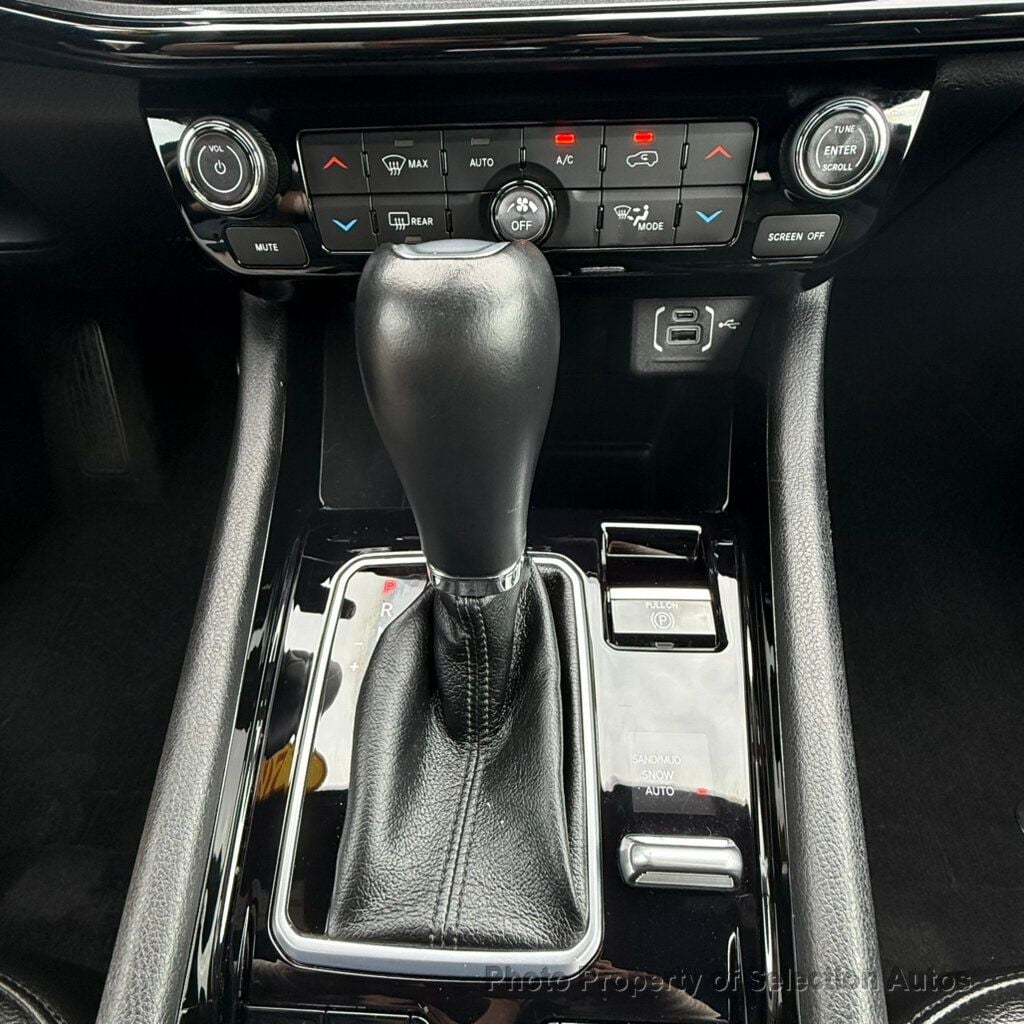 Jeep Compass photo 32