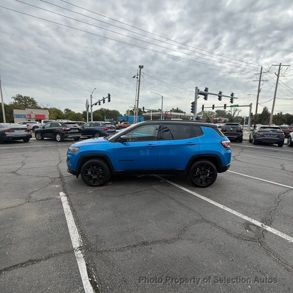 Jeep Compass photo 8
