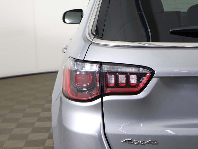 2023 Jeep Compass Latitude 4x4 - 23015675 - 13