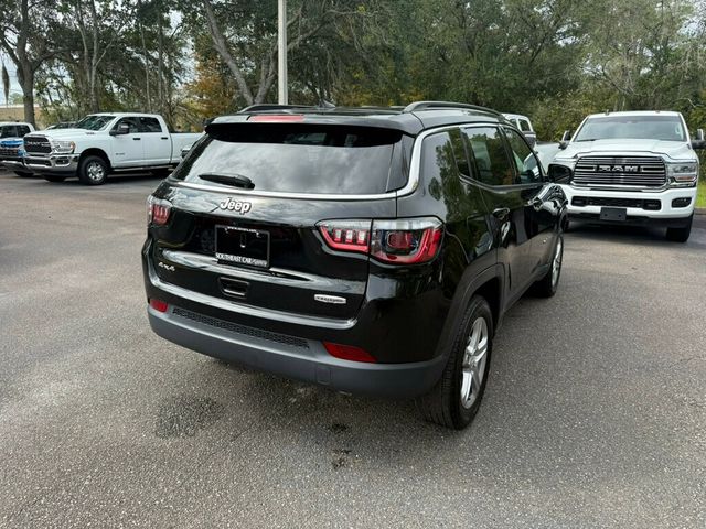 2023 Jeep Compass Latitude Lux 4x4 - 22935953 - 9