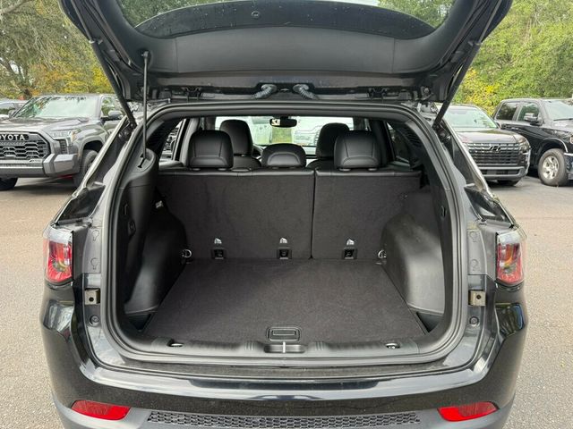 2023 Jeep Compass Latitude Lux 4x4 - 22935953 - 7