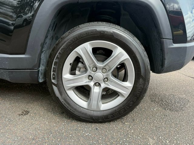 2023 Jeep Compass Latitude Lux 4x4 - 22935953 - 8