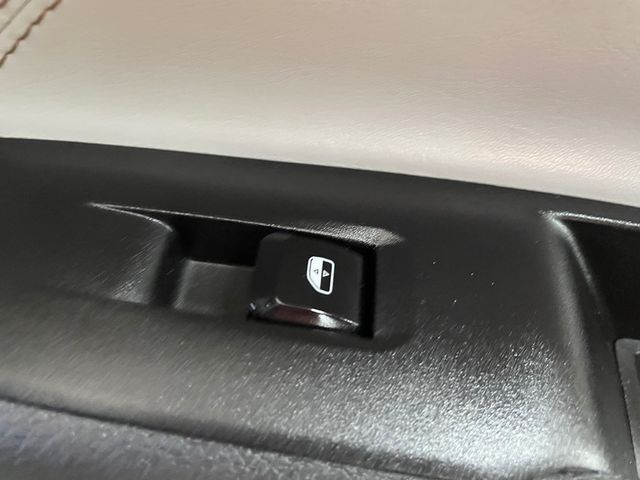 2023 Jeep Compass Limited 4x4 - 23062066 - 23