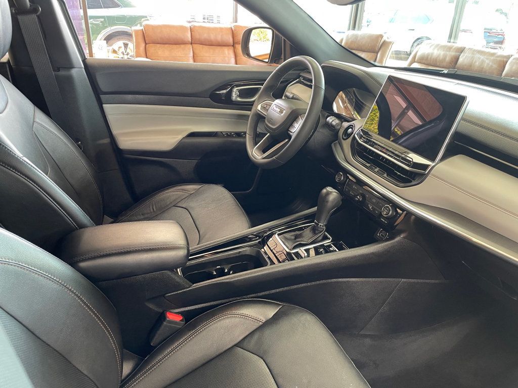 2023 Jeep Compass Limited 4x4 - 23062066 - 28