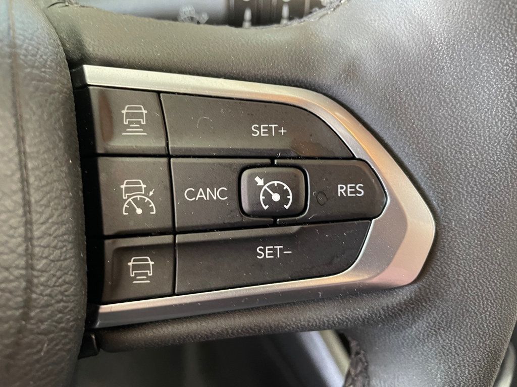 2023 Jeep Compass Limited 4x4 - 23062066 - 32