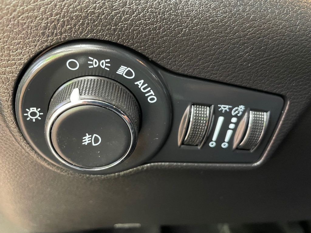 2023 Jeep Compass Limited 4x4 - 23062066 - 36