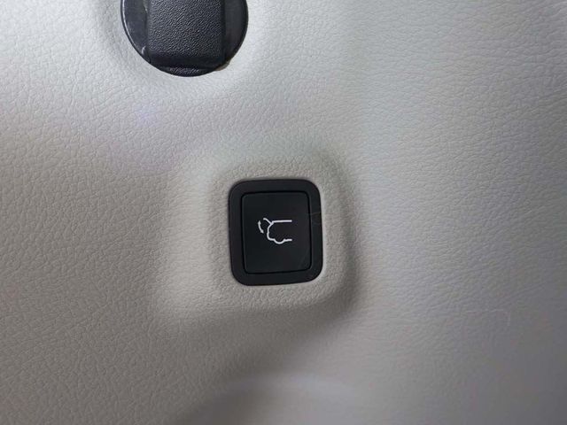 2023 Jeep Compass Limited 4x4 - 23036982 - 22
