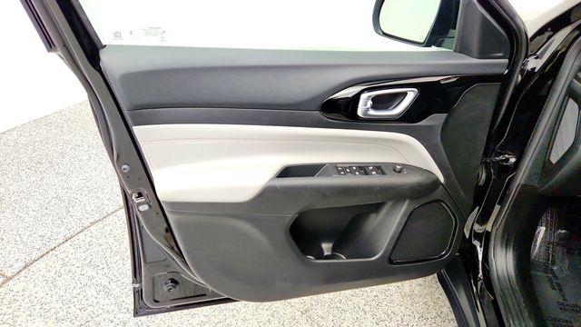2023 Jeep Compass Limited 4x4 - 23083460 - 9