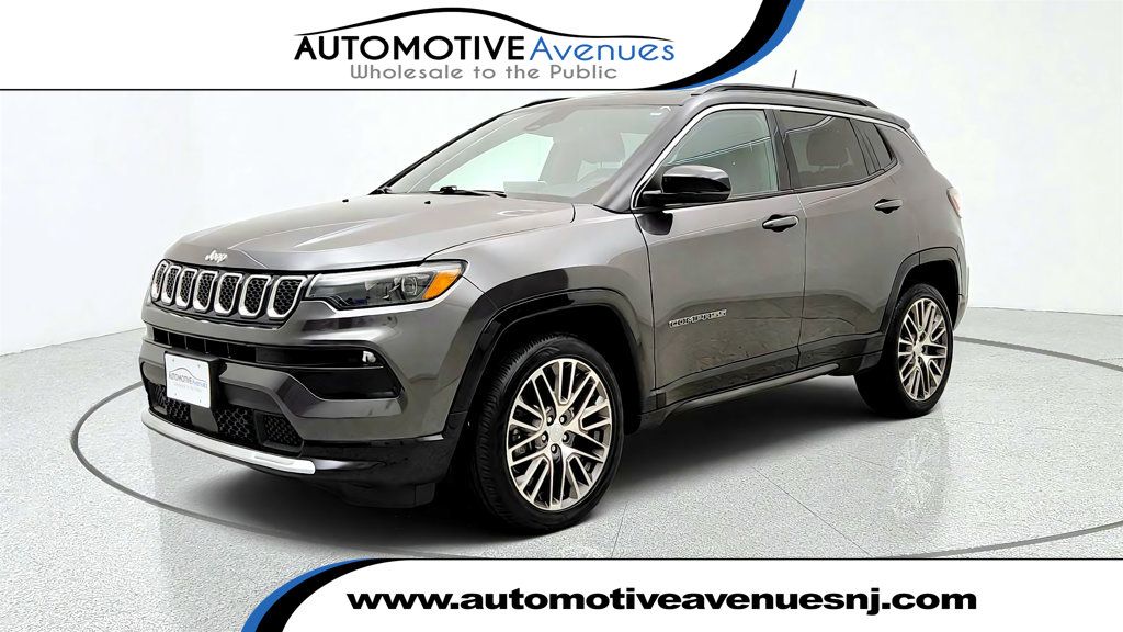 2023 Jeep Compass Limited 4x4 w/ Elite Group - 23082499 | Video 1