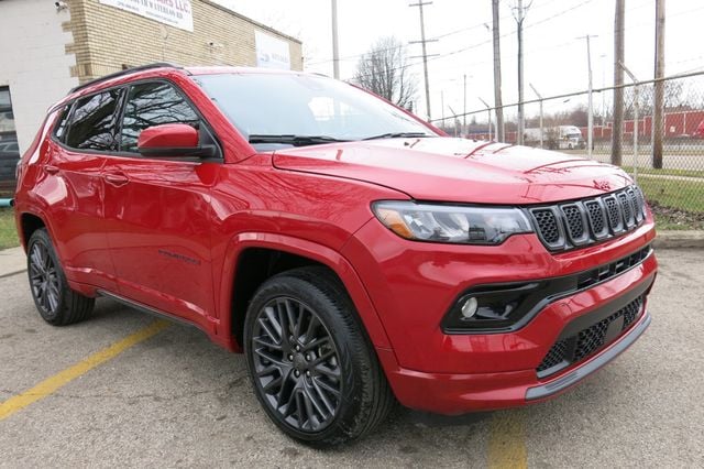 2023 Jeep Compass (RED) Edition 4x4 - 22996708 - 0