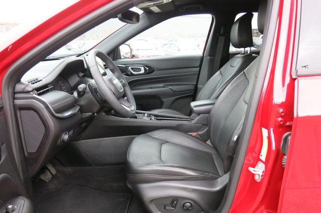 2023 Jeep Compass (RED) Edition 4x4 - 22996708 - 14