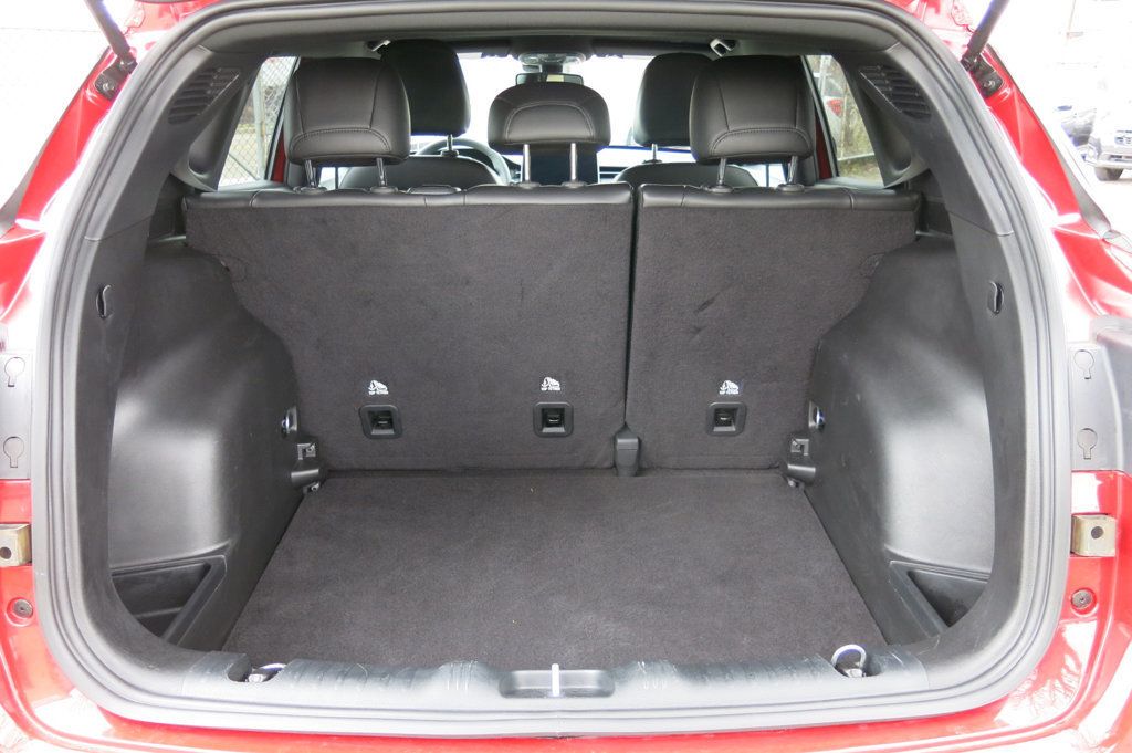 2023 Jeep Compass (RED) Edition 4x4 - 22996708 - 18