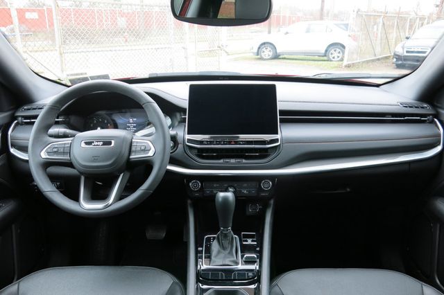 2023 Jeep Compass (RED) Edition 4x4 - 22996708 - 20