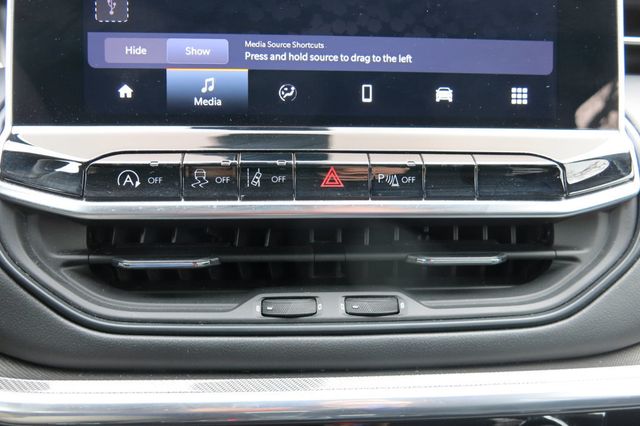 2023 Jeep Compass (RED) Edition 4x4 - 22996708 - 27