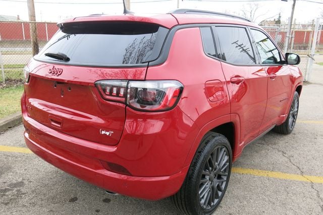 2023 Jeep Compass (RED) Edition 4x4 - 22996708 - 3