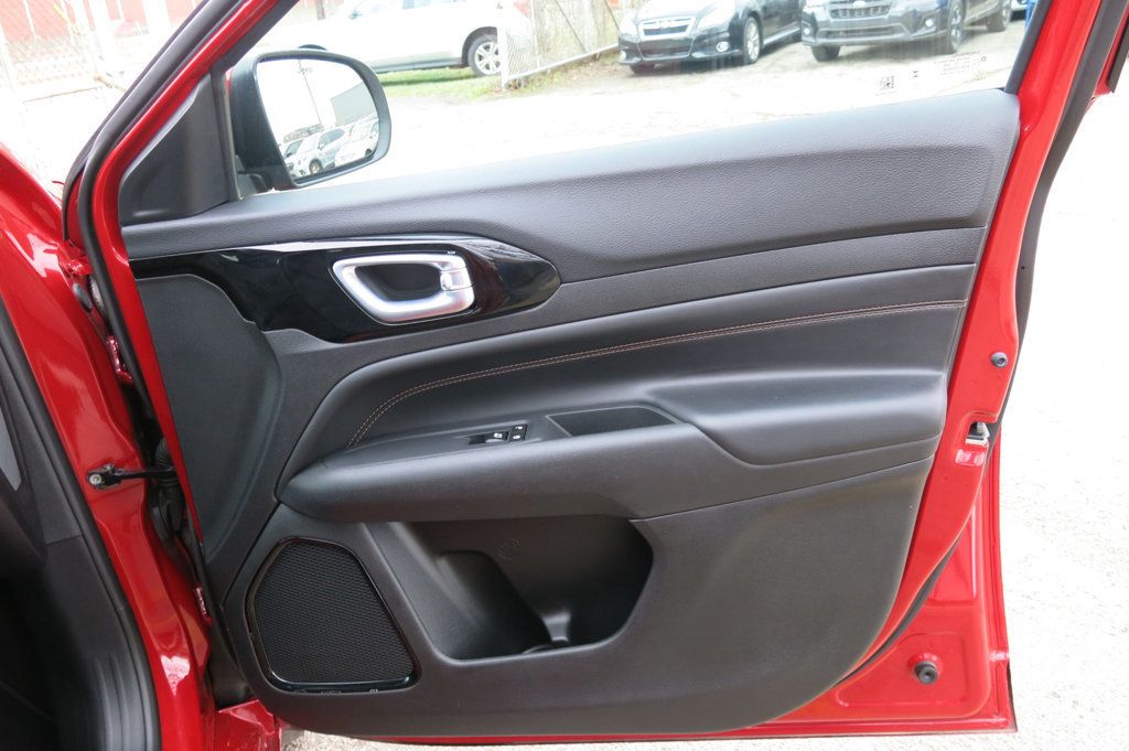 2023 Jeep Compass (RED) Edition 4x4 - 22996708 - 47