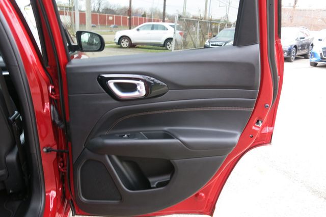 2023 Jeep Compass (RED) Edition 4x4 - 22996708 - 49