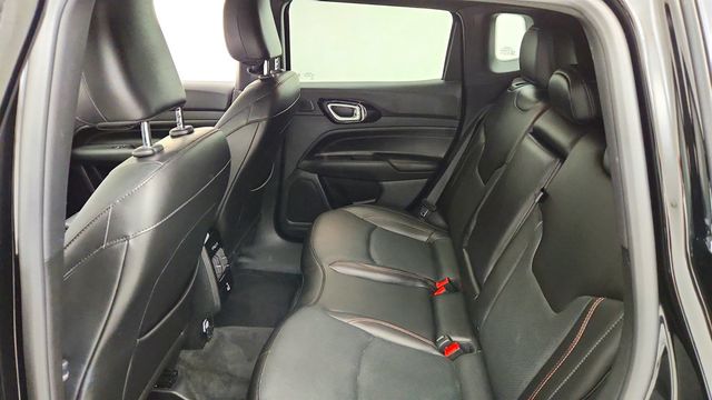 2023 Jeep Compass (RED) Edition 4x4 w/ Leather, Pano Sunroof & Power Liftgate - 23081767 - 20