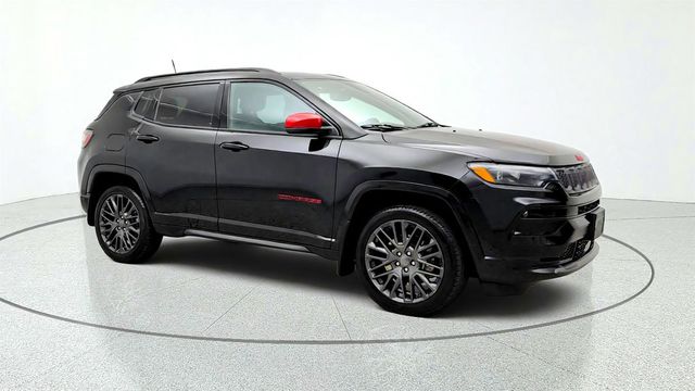 2023 Jeep Compass (RED) Edition 4x4 w/ Leather, Pano Sunroof & Power Liftgate - 23081767 - 2