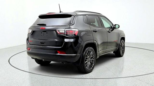 2023 Jeep Compass (RED) Edition 4x4 w/ Leather, Pano Sunroof & Power Liftgate - 23081767 - 4