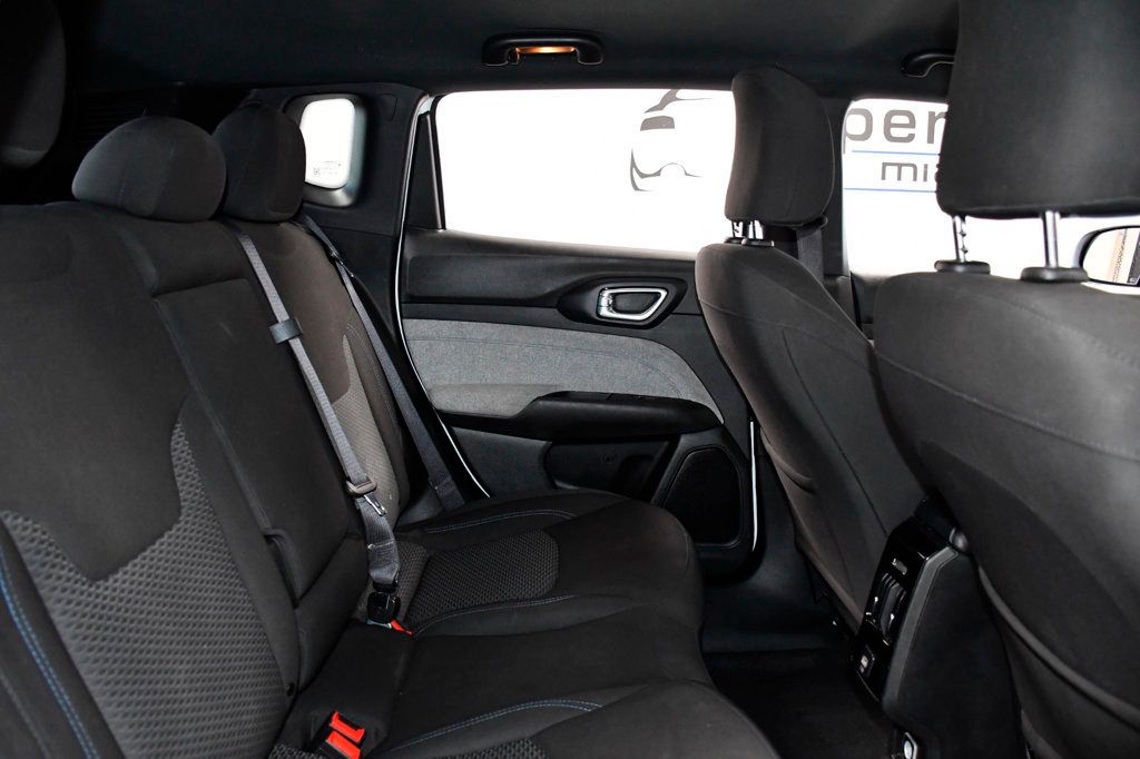 2023 Jeep Compass Sport 4x4 - 23018202 - 13