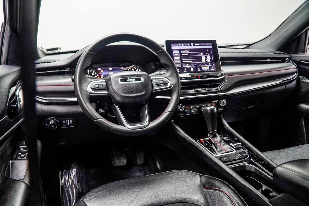 2023 Jeep Compass Trailhawk photo 3