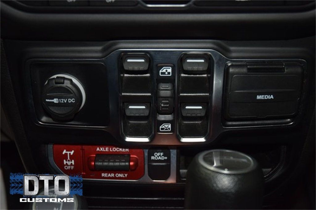 2023 Jeep Gladiator Mojave - 22875144 - 30