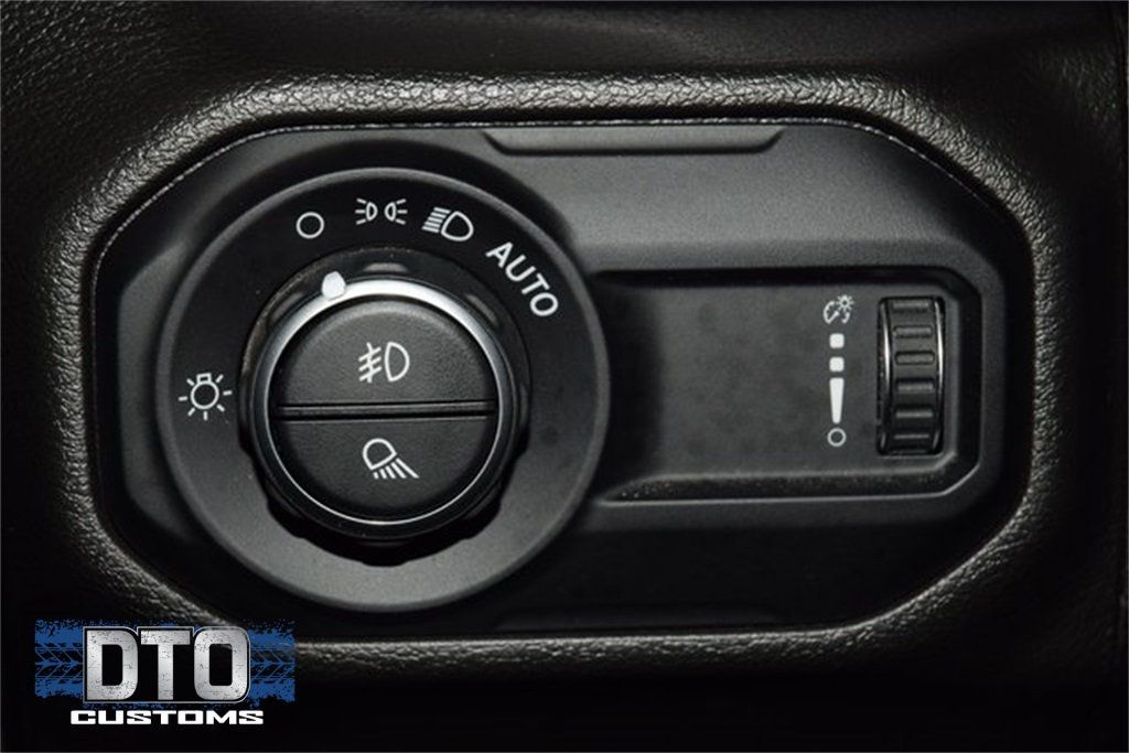 2023 Jeep Gladiator Mojave - 22875144 - 32