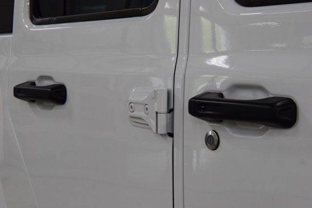 2023 Jeep Gladiator Mojave photo 17