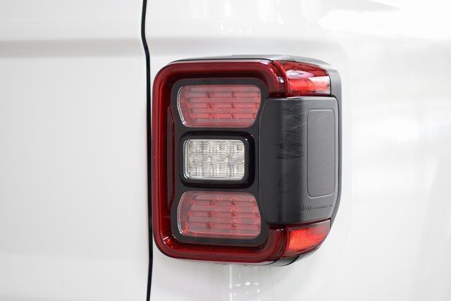 2023 Jeep Gladiator Mojave photo 18