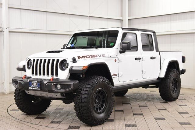 2023 Jeep Gladiator Mojave photo 3