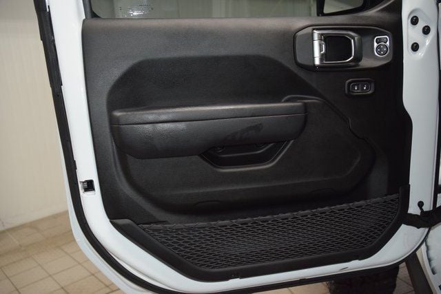 2023 Jeep Gladiator Mojave - 22918731 - 39