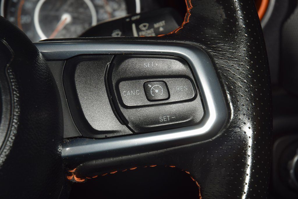 2023 Jeep Gladiator Mojave 4x4 - 22979426 - 38