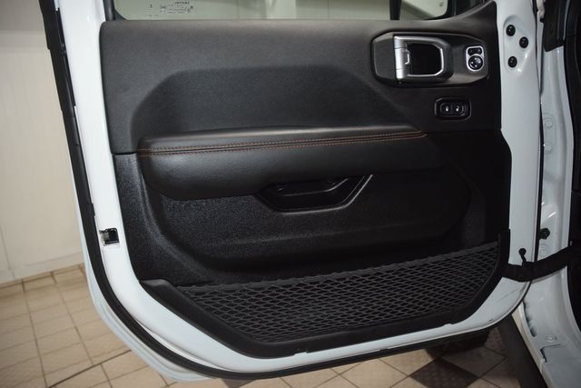 2023 Jeep Gladiator Mojave 4x4 - 22979426 - 44